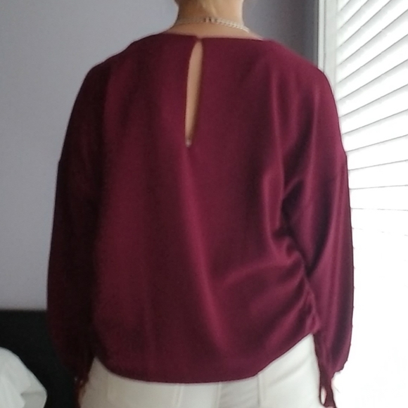 🔥3/$15 NEW!! Zara top - Picture 3 of 4